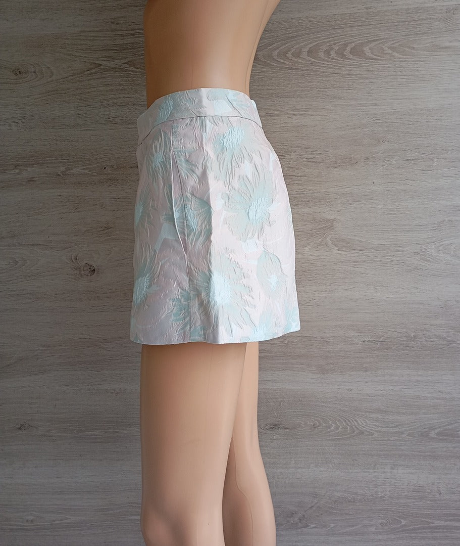 Joli short Shein taille Xs - couleurs pastelles - Neuf avec étiquette
