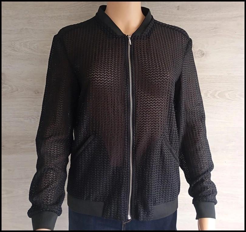 Veste légère ajouée Zara taille M en très bon état - couleur noire