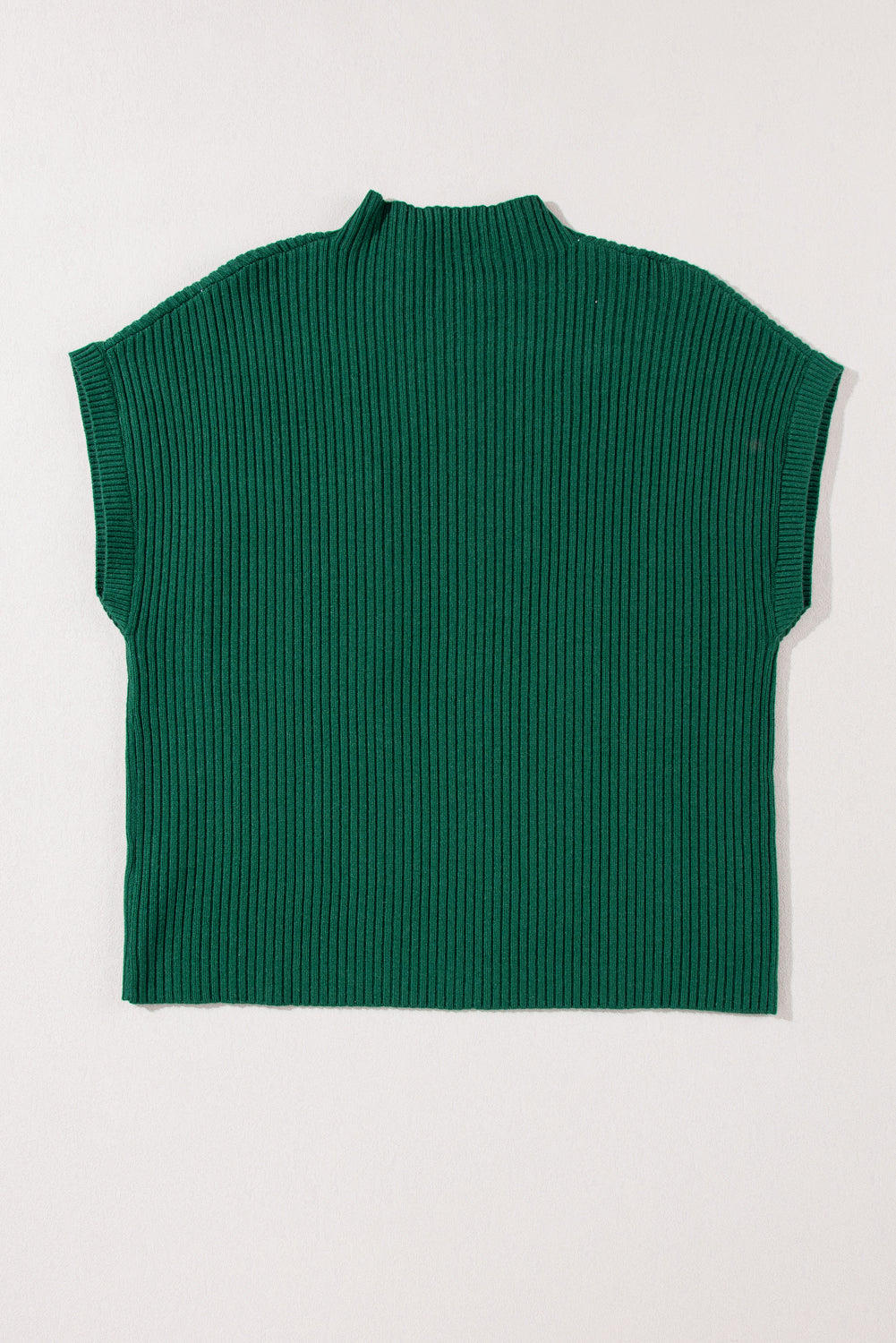 Pull Gris Maille Côtelée – Col Montant, Manches Courtes & Poche Plaquée