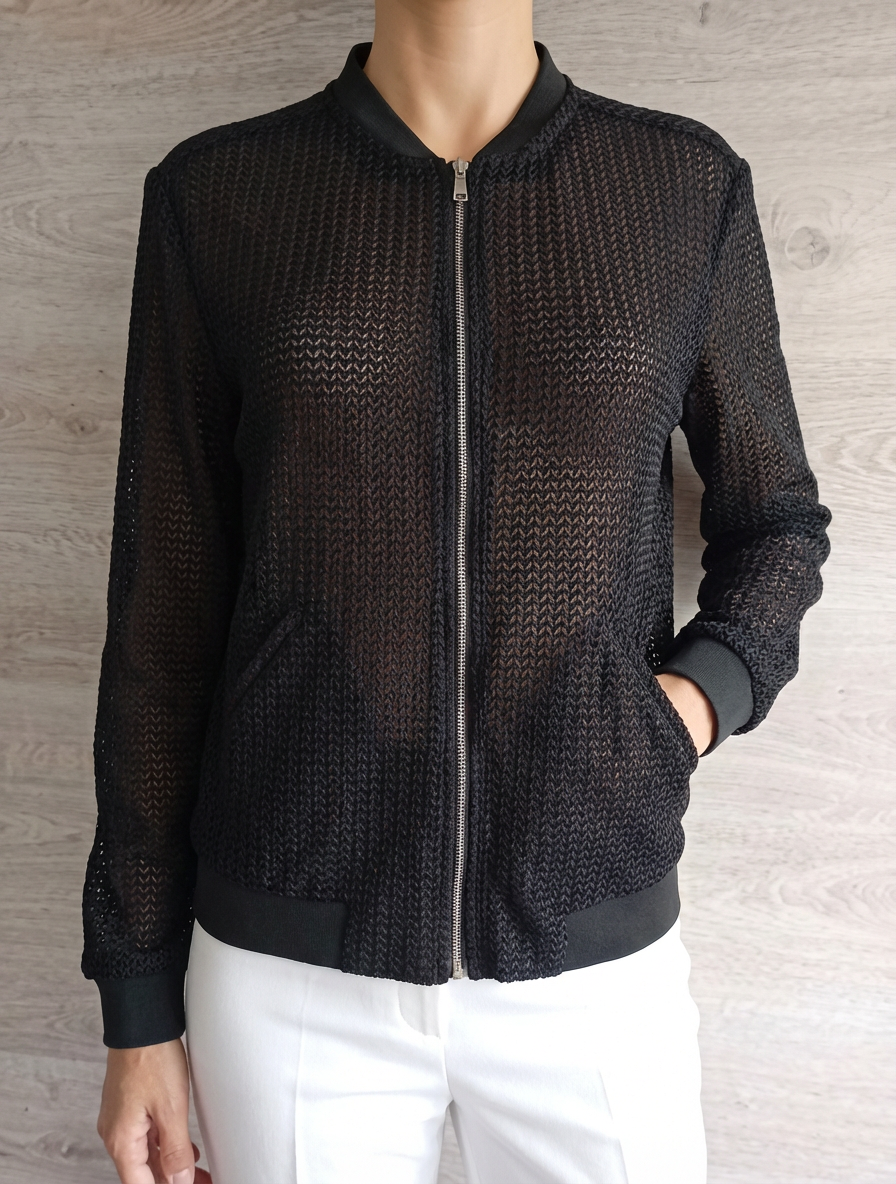 Veste légère ajouée Zara taille M en très bon état - couleur noire